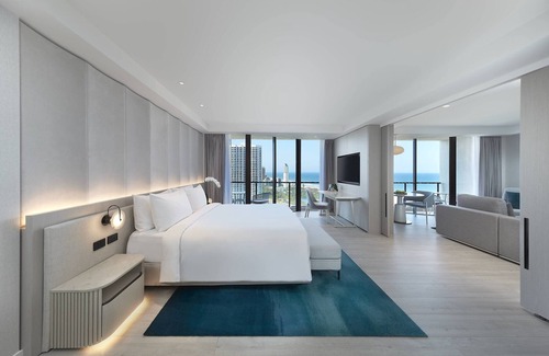 Surfers Paradise Hotel | JW Marriott Gold Coast Resort & Spa