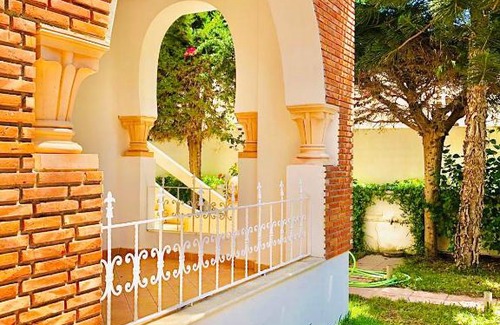 Kelibia House | Kèlibia Beach Dar Magdoline les pieds dans l’eau