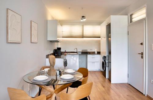 Kavouri Apartment | K&M - Sea Whisper Beach - Kavouri