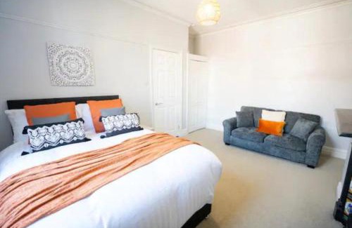 Leeds House | K Suites - Laurell Ville