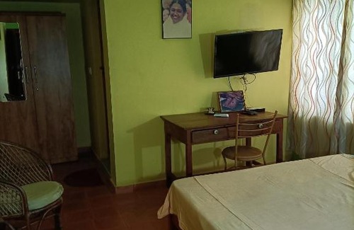 Alappuzha Bed & Breakfast | Kadalamma Beach Homestay