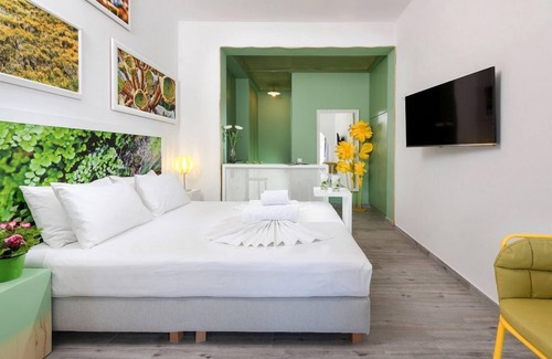 Katapola Hotel | Kaerati Apartments