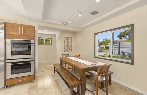 Kahala House | Kahala Breeze: Modern Tropical Home w/Pool, Private Yard, & A/C. Kahala Breeze