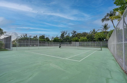 Keauhou Apartment | Kailua-kona Condo Rental ~ 1/2 Mi to Golf Course!