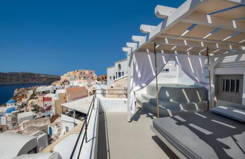 Oia Apartment | Kaleidoscope Oia Suites