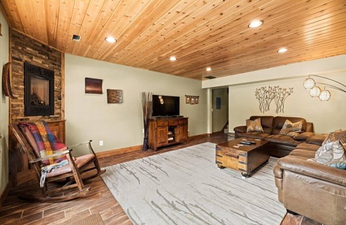Coolin House | Kalispell Lodge at Cavanaugh's