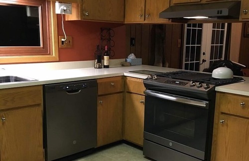 Kalkaska Cottage | Kalkaska Getaway: Autumn Adventures Begin Here – Hike, Ride & Relax