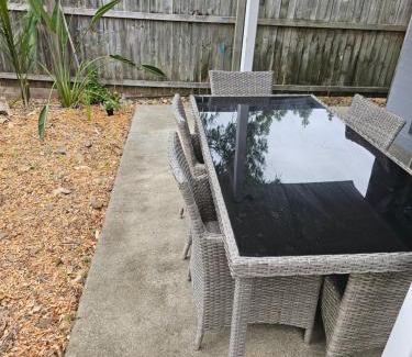 Kallangur Apartment | Kallangur 3 Bedroom Townhouse