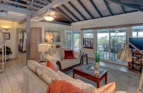 Keaau House | Kaloli Sunrise By The Sea 2 Bedroom Home by Redawning