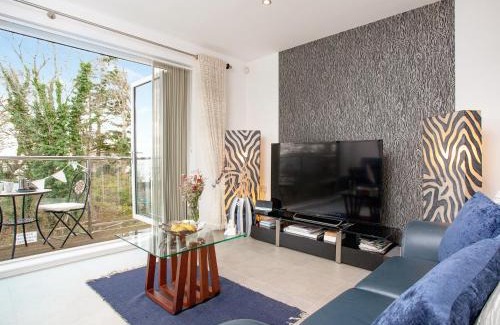 Saint Austell Bay House | Kamal
