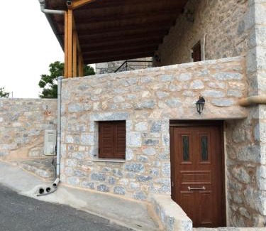 Alika Apartment | Kamares Cave House 3