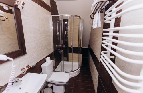 Khomyakuvka Hotel | Kanada