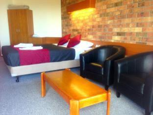Kingscote Hotel | Kangaroo Island Seaside Inn