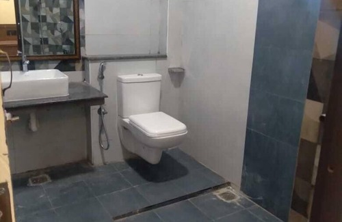 Madipakkam Hotel | Kans One Madipakkam