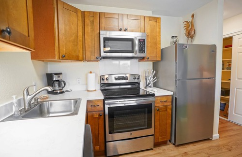 Kapaa Condo | Kapa'a Top Floor Condo Fully Air Conditioned & newly furnished at Pono Kai