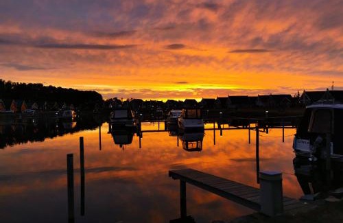 Wandlitz House | Kapitänshaus Zerpenschleuse Holiday Chalet