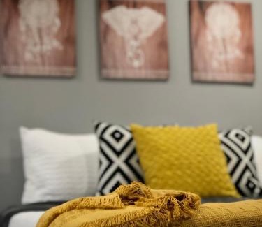 Pereira Apartment | Kapital Suites