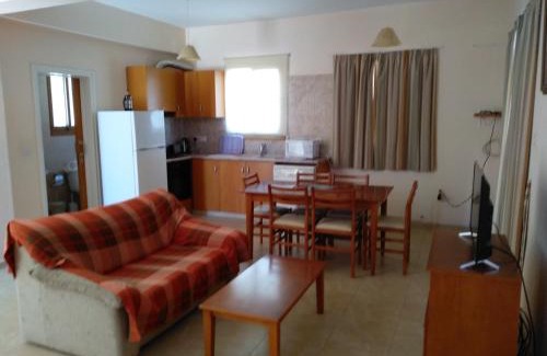Pissouri Villa | Kapsalia Holiday Villas