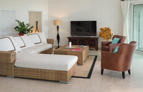 Long Bay Hills Resort | Karana 4 Bedroom