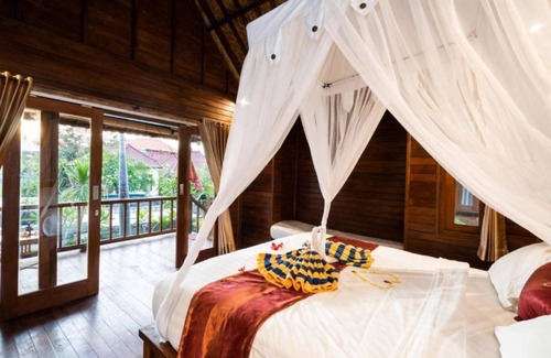 Mushroom Bay Hotel | Karang Mas Villa Lembongan