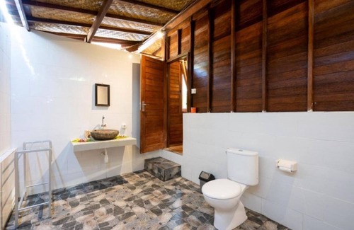 Mushroom Bay Hotel | Karang Mas Villa Lembongan