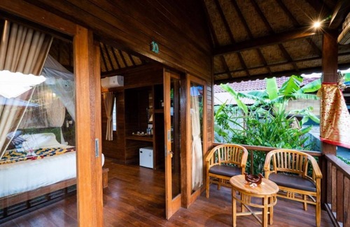 Mushroom Bay Hotel | Karang Mas Villa Lembongan