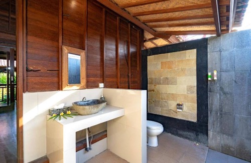 Mushroom Bay Hotel | Karang Mas Villa Lembongan