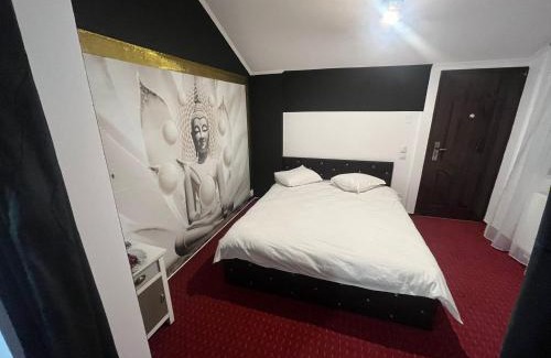 Bucharest Apartment | Karma caffe&rooms
