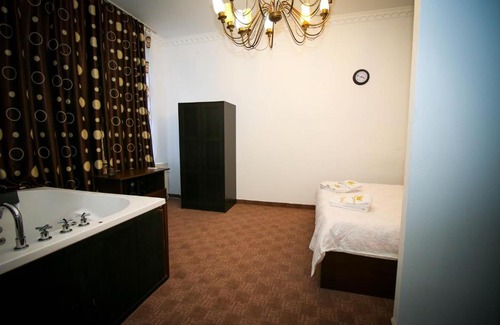 Bucharest City-Centre Apartment | Karma Luxury Room