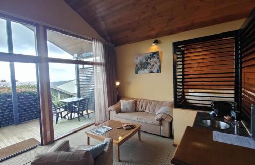 Shadforth Ski Chalet | Karri Mia Chalets and Studios