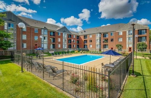 Northeast South Bend Apartment | Kasa | Minutes to Notre Dame | South Bend