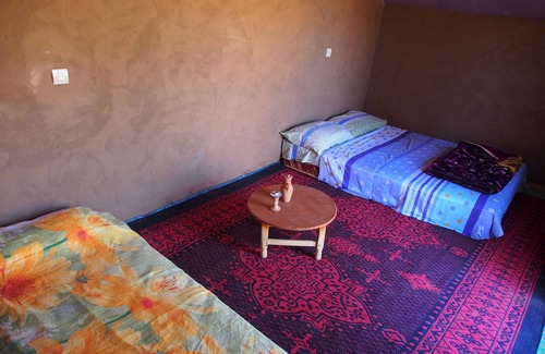 M'Hamid El Ghizlane RV Rental | Kasbah Desert Camp