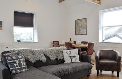 Threlkeld House | Katellen Cottage