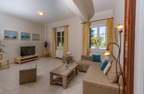 Zakynthos Apartment | Katerina Residence - Beachfront Plaz Eot