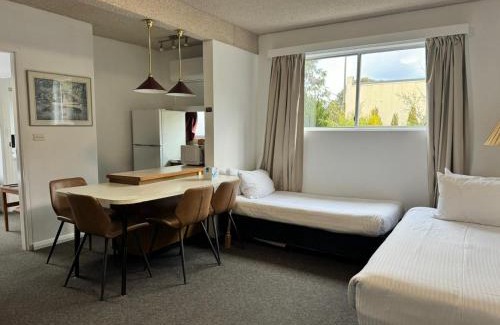 Katoomba Hotel | Katoomba Town Centre Motel
