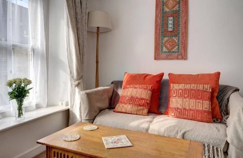 Cirencester Apartment | Katrina's Apartment Cirencester