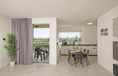 Desenzano del Garda Apartment | Katya Resort Apts by Wonderful Italy