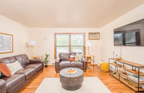 Kaukauna Apartment | Kaukauna Flats 7 Summ