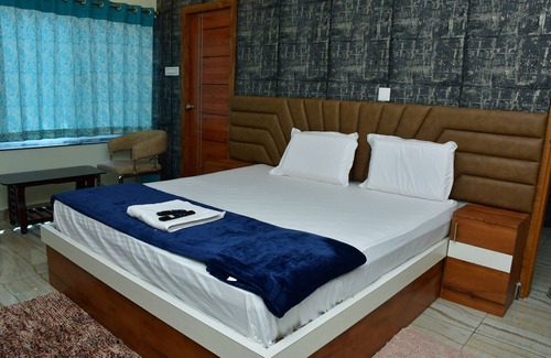 Bapatla Hotel | Kavuri Grand