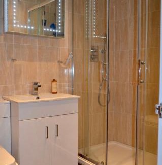 Stockwell Apartment | Kay Road