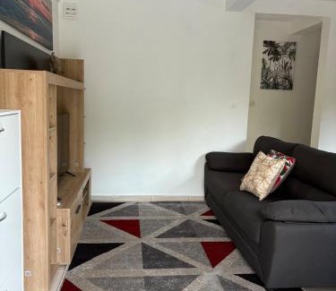 Sainte-Anne Apartment | Kaz Berakha