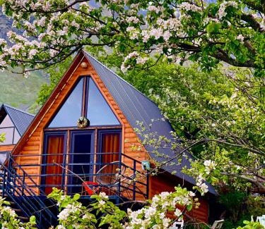 Stepantsminda Hotel | Kazbegi Kuro Cottages
