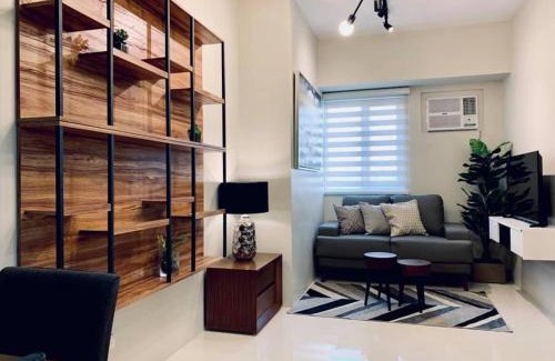 Mandaluyong Apartment | Kazoku 2BR Family Condo at Shaw