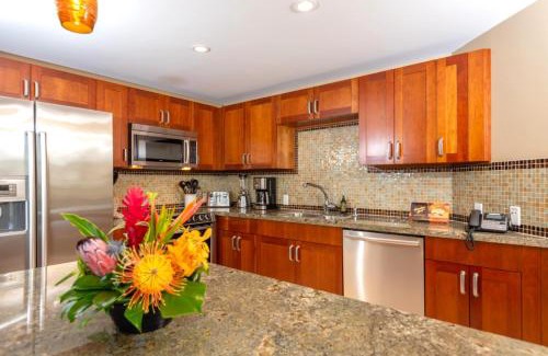 Honokowai Apartment | KBM Resorts Spacious Ocean View 4-Bedroom Honua Kai Collection Multi Unit Listing Same Floor 2 Free Rental Cars HKH-42325