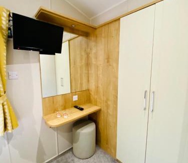 Exmouth House | KEATS CHERRY - Cosy Caravan Retreat at Sandy Bay