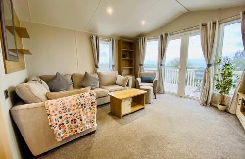 Exmouth House | KEATS CHERRY - Cosy Caravan Retreat at Sandy Bay