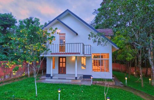 Sulthan Bathery Hotel | Kedara Pool Resort by VOYE HOMES, Wayanad Pet Friendly Resort with Tree House in Sulthan Bathery
