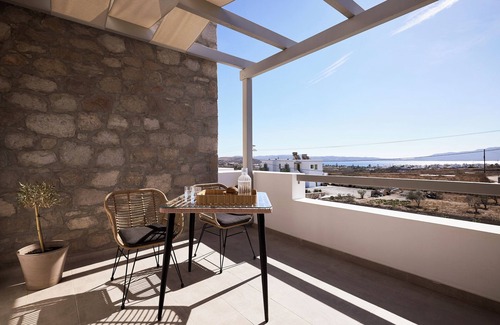 Adamas Apartment | Kedros Milos Suites