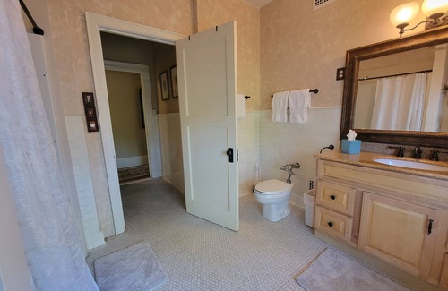 Congdon Park House | Kees & Colburn Suite | Historic Cotton Mansion
