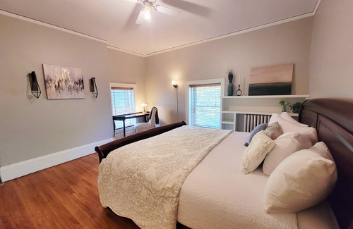 Congdon Park House | Kees & Colburn Suite | Historic Cotton Mansion